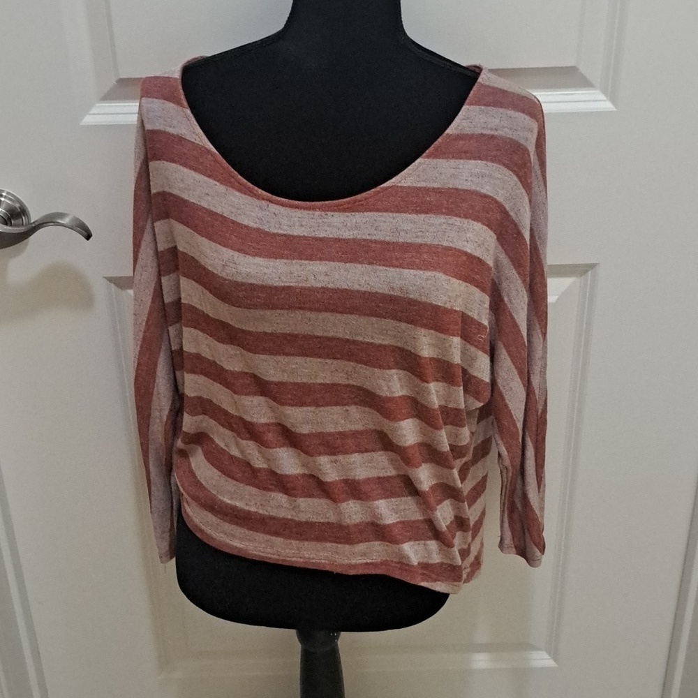 OLIVIA MOON sheer flow high/low top, size medium